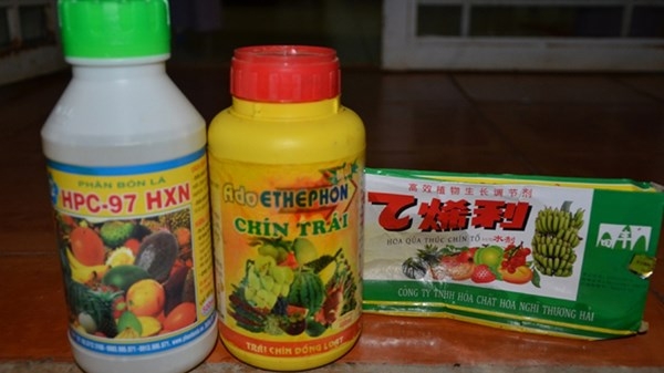 'Thần dược' HPC - 97 HXN  từ Trung Quốc giúp trái cây mau to, mau chín